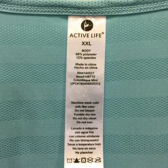 𝅺ATHLETIC short sleeve tee with reflective strip. - Picture 5 of 9